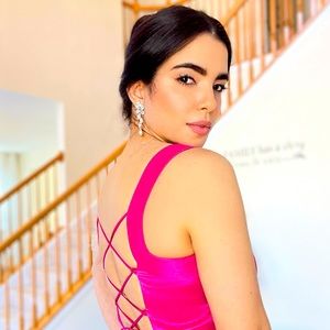 Meet your Posher, Mabelle